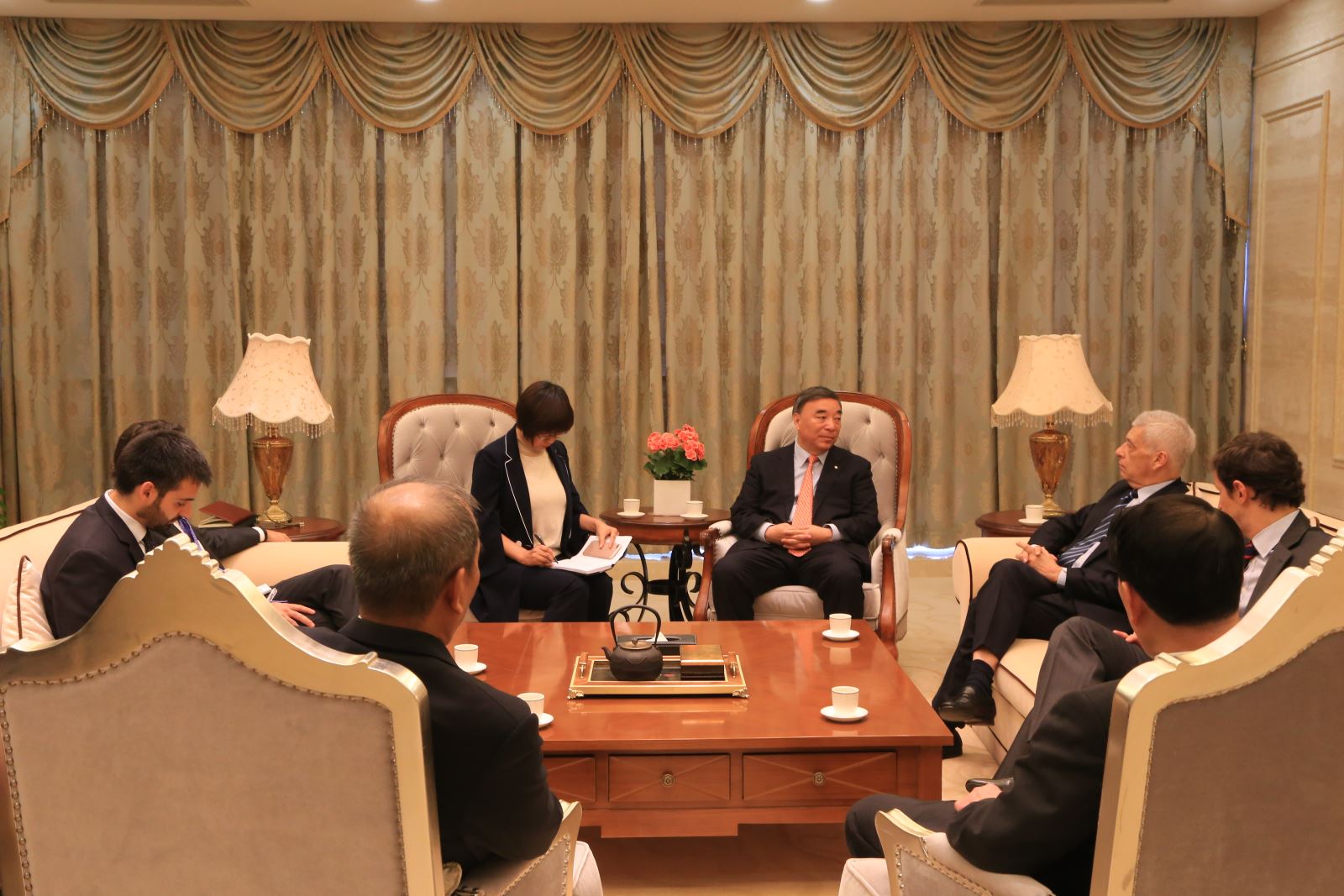 AG��˾(�й���)�����޹�˾����