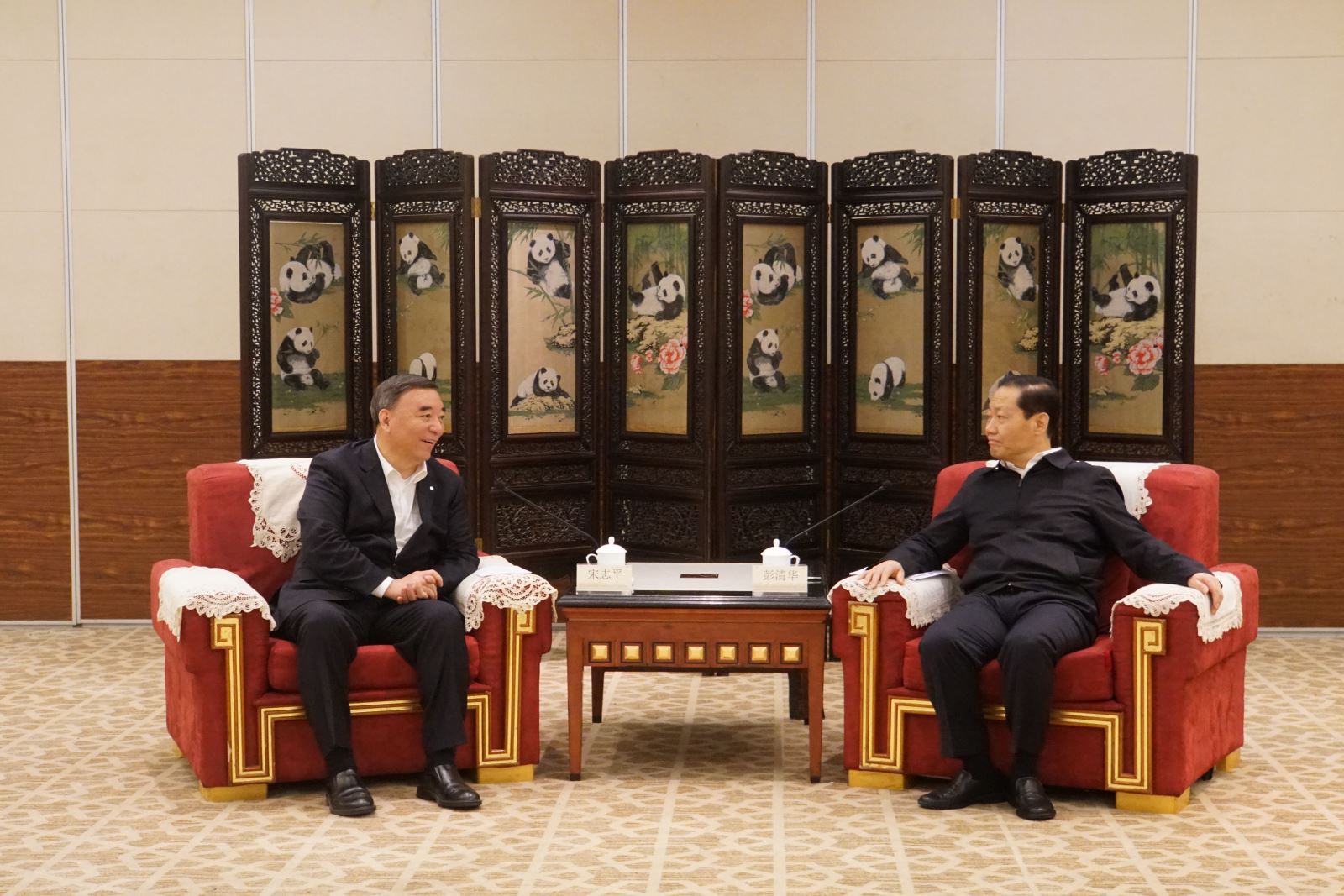 AG��˾(�й���)�����޹�˾����